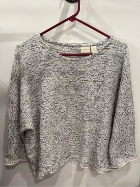 Chico's Marled Light Gray Crewneck Sweater